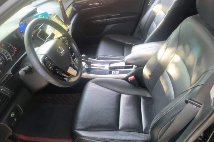 Used Honda Accord 2016 2.0L Elite Edition Left Front Seat