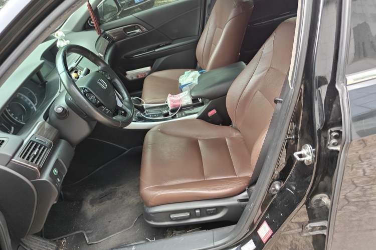 Used Honda Accord 2016 2.4L Luxury Edition Left Front Seat