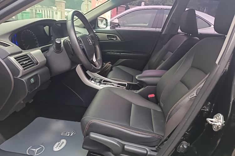 Used Honda Accord 2016 Hybrid 2.0L Sharp Edition Left Front Seat