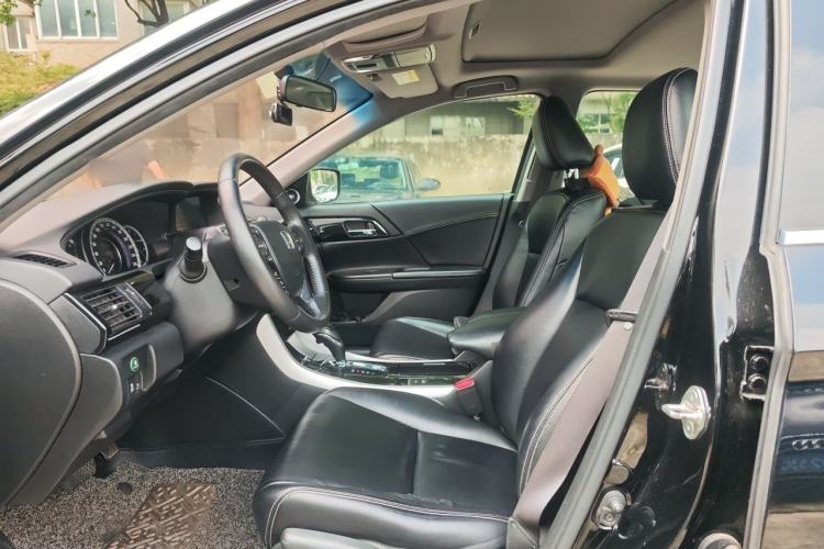 Used Honda Accord 2016 2.0L Comfort Edition Left Front Seat