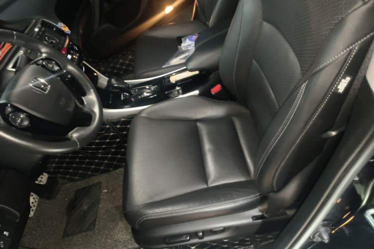 Used Honda Accord 2016 2.0L Luxury Edition Left Front Seat