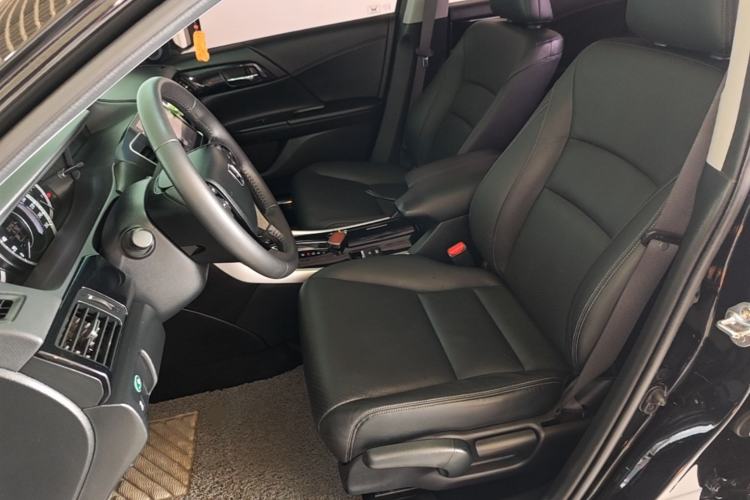 Used Honda Accord 2016 2.0L Elite Edition Left Front Seat