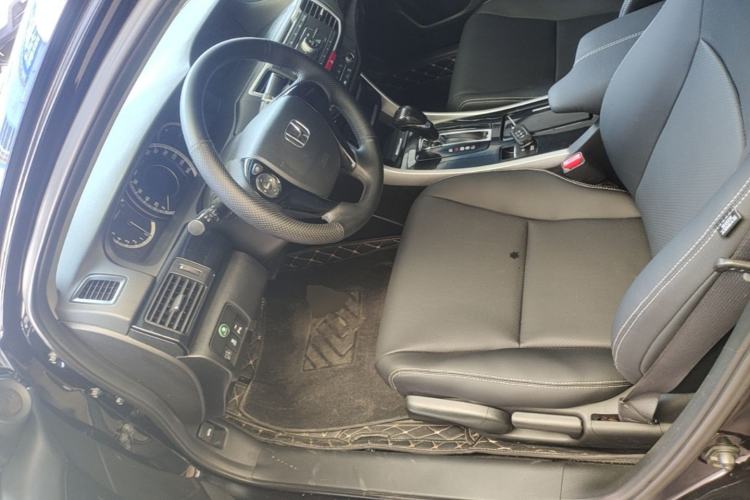 Used Honda Accord 2016 2.0L Comfort Edition Left Front Seat