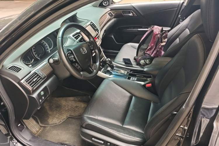 Used Honda Accord 2016 2.4L Luxury Edition Left Front Seat