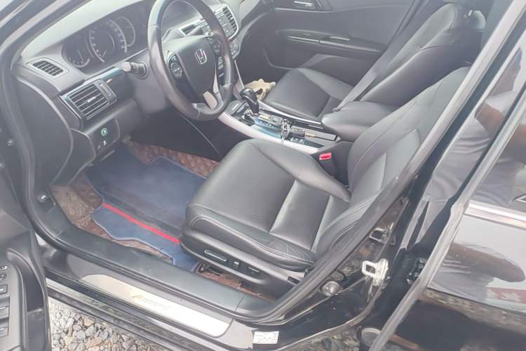 Used Honda Accord 2016 2.0L Luxury Edition Left Front Seat