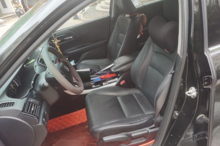 Used Honda Accord 2016 2.0L Elite Edition Left Front Seat