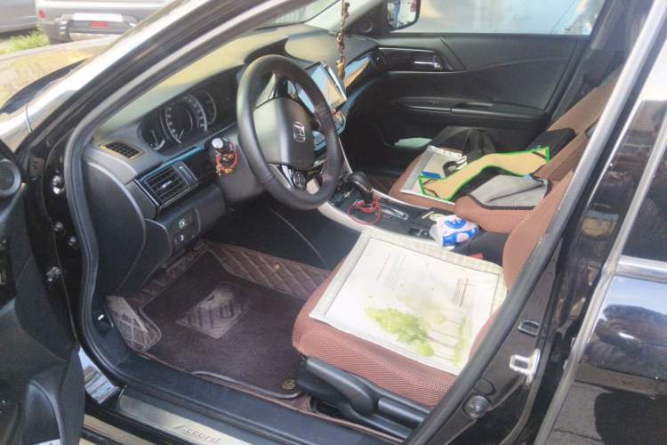 Used Honda Accord 2016 2.0L Elite Edition Left Front Seat