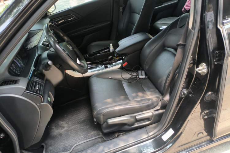 Used Honda Accord 2016 2.0L Elite Edition Left Front Seat