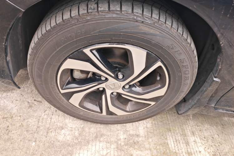 Used Honda Accord 2016 2.0L Comfort Edition Left Front Wheel Hub
