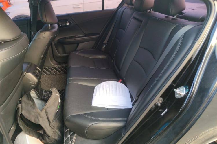 Used Honda Accord 2016 2.0L Elite Edition Left Rear Seat