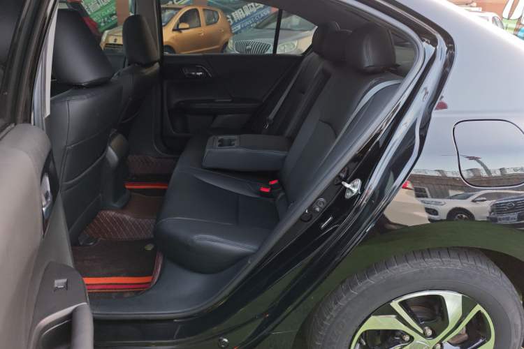 Used Honda Accord 2016 2.0L Comfort Edition Left Rear Seat
