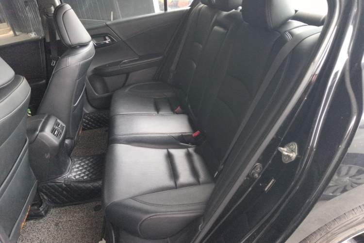 Used Honda Accord 2016 2.0L Elite Edition Left Rear Seat