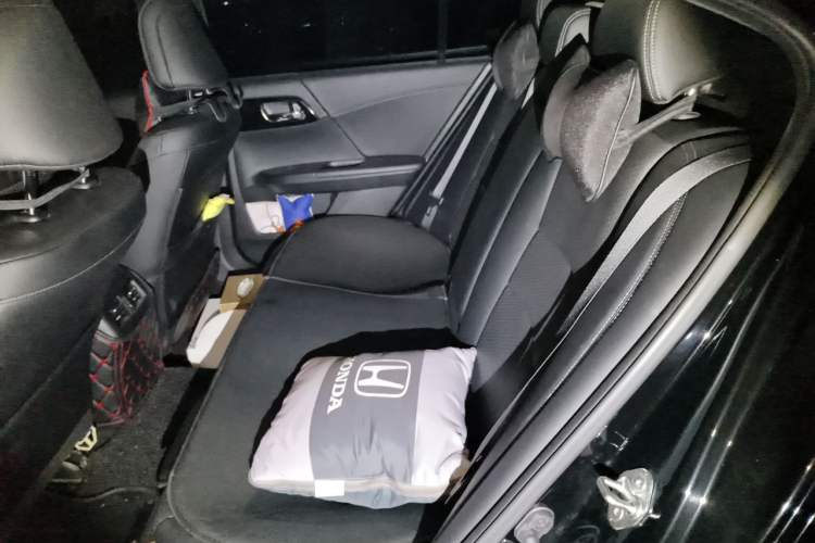 Used Honda Accord 2016 2.0L Elite Edition Left Rear Seat