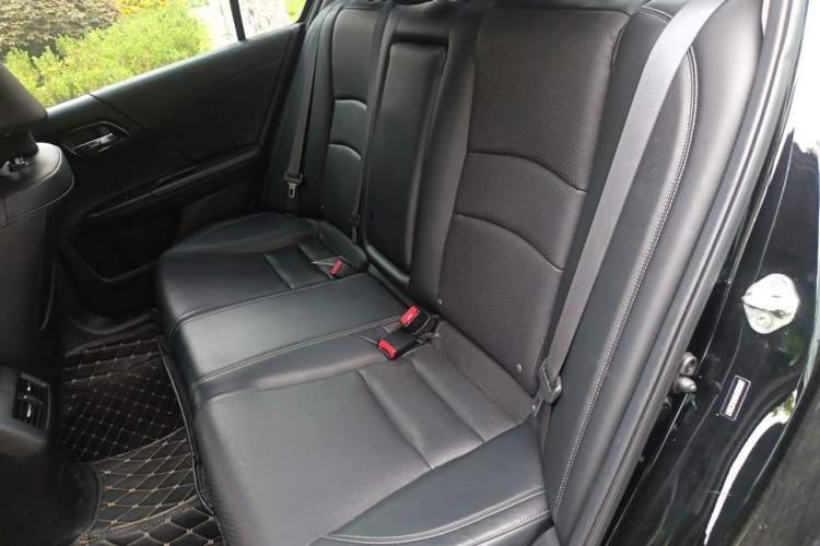 Used Honda Accord 2016 2.0L Elite Edition Left Rear Seat