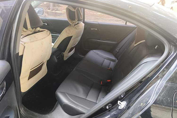 Used Honda Accord 2016 2.0L Elite Edition Left Rear Seat