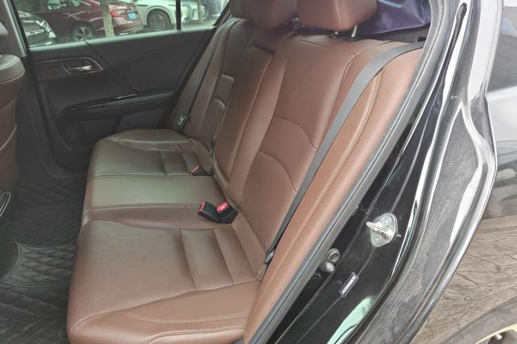 Used Honda Accord 2016 2.4L Luxury Edition Left Rear Seat