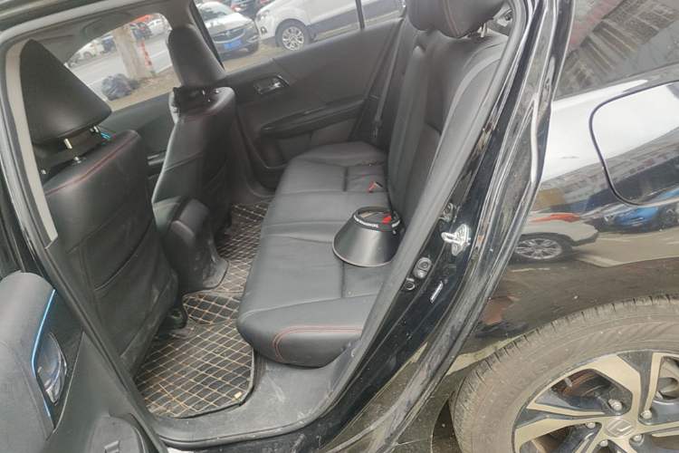 Used Honda Accord 2016 2.0L Comfort Edition Left Rear Seat