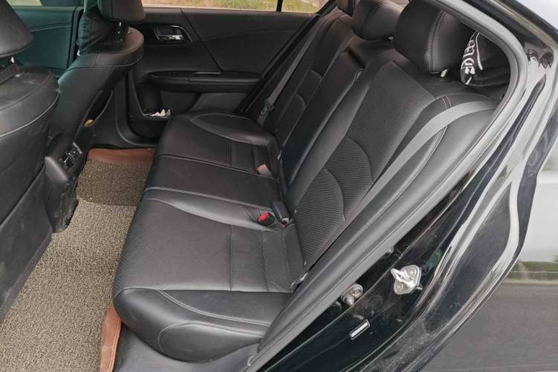 Used Honda Accord 2016 2.0L Elite Edition Left Rear Seat