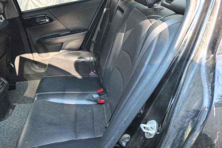 Used Honda Accord 2016 2.0L Elite Edition Left Rear Seat