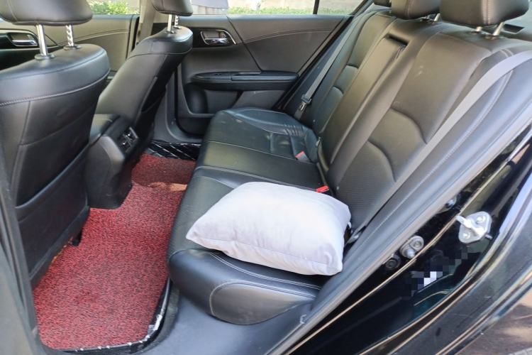 Used Honda Accord 2016 2.0L Elite Edition Left Rear Seat