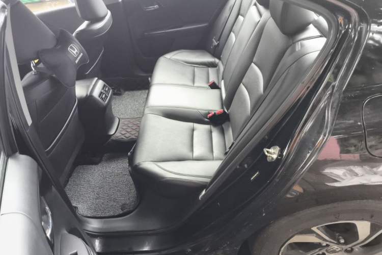 Used Honda Accord 2016 2.0L Elite Edition Left Rear Seat