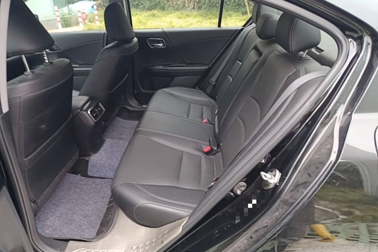 Used Honda Accord 2016 2.0L Elite Edition Left Rear Seat