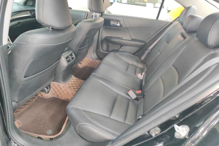 Used Honda Accord 2016 2.0L Elite Edition Left Rear Seat