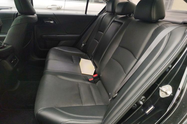 Used Honda Accord 2016 2.0L Elite Edition Left Rear Seat