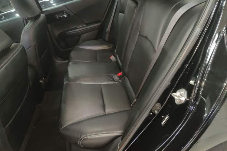 Used Honda Accord 2016 2.0L Comfort Edition Left Rear Seat
