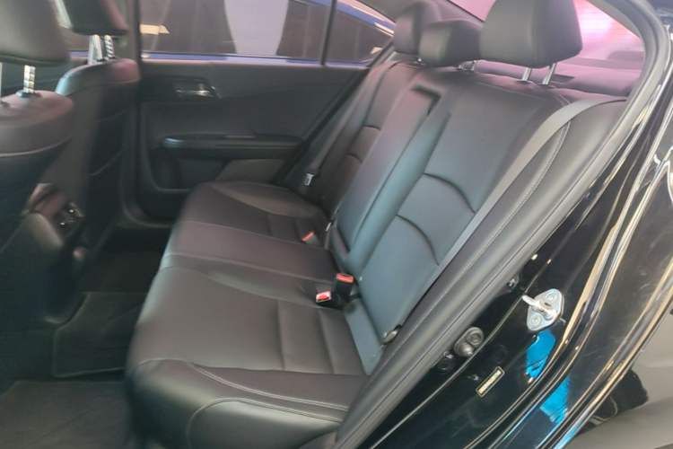 Used Honda Accord 2016 2.0L Elite Edition Left Rear Seat