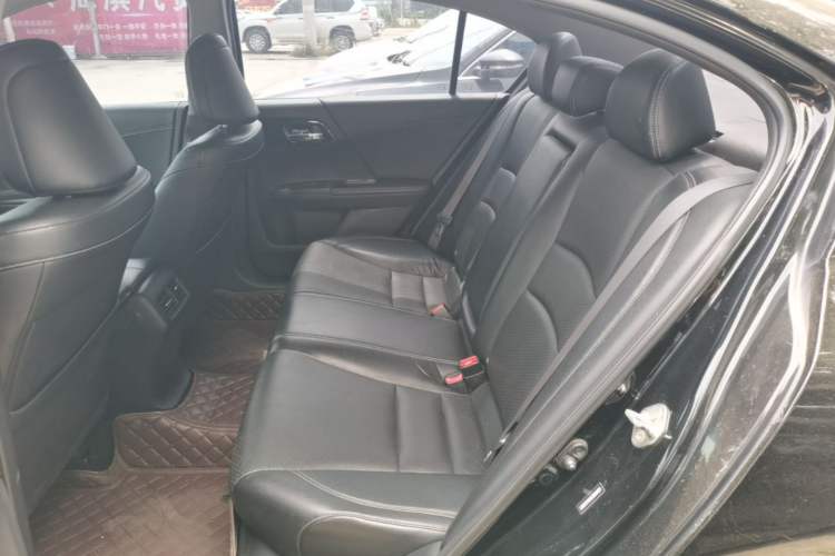 Used Honda Accord 2016 2.0L Elite Edition Left Rear Seat