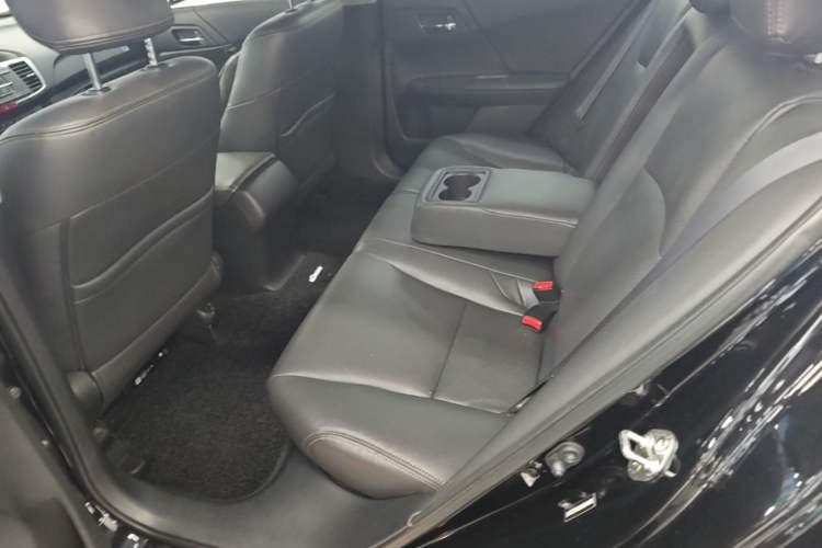 Used Honda Accord 2016 2.0L Comfort Edition Left Rear Seat