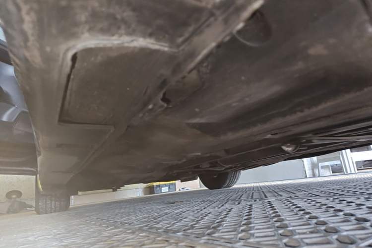 Used Honda Accord 2016 2.0L Comfort Edition Left Side Sill