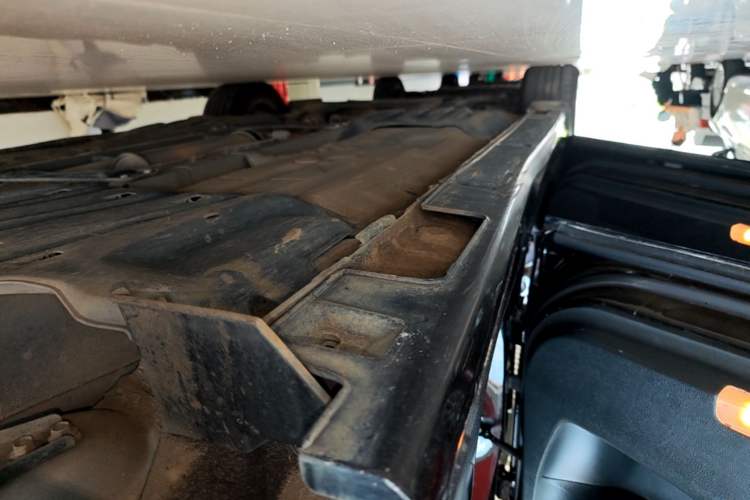 Used Honda Accord 2016 2.0L Elite Edition Left Side Sill