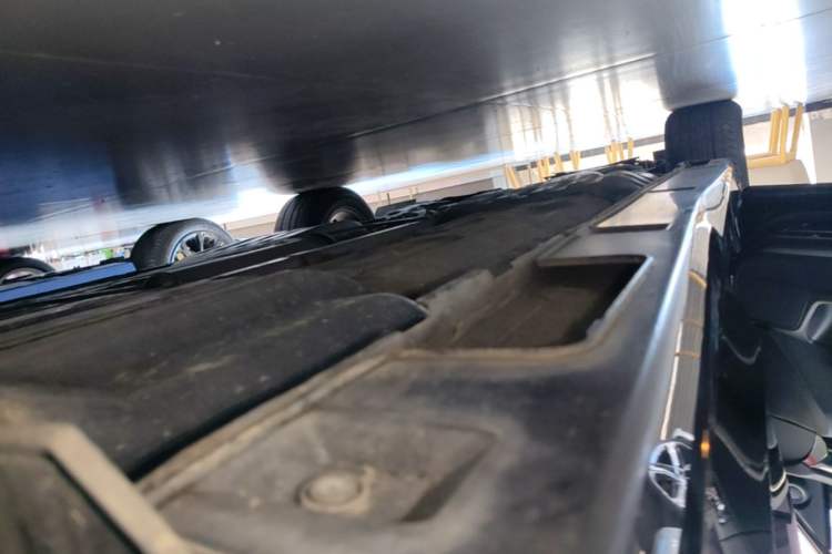 Used Honda Accord 2016 2.0L Elite Edition Left Side Sill
