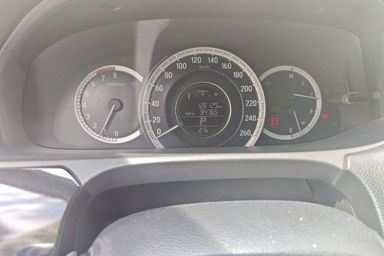 Used Honda Accord 2016 2.0L Comfort Edition Odometer Close Up