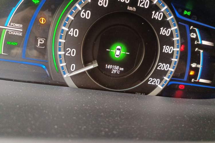 Used Honda Accord 2016 Hybrid 2.0L Sharp Edition Odometer Close Up