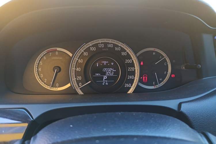 Used Honda Accord 2016 2.0L Elite Edition Odometer Close Up