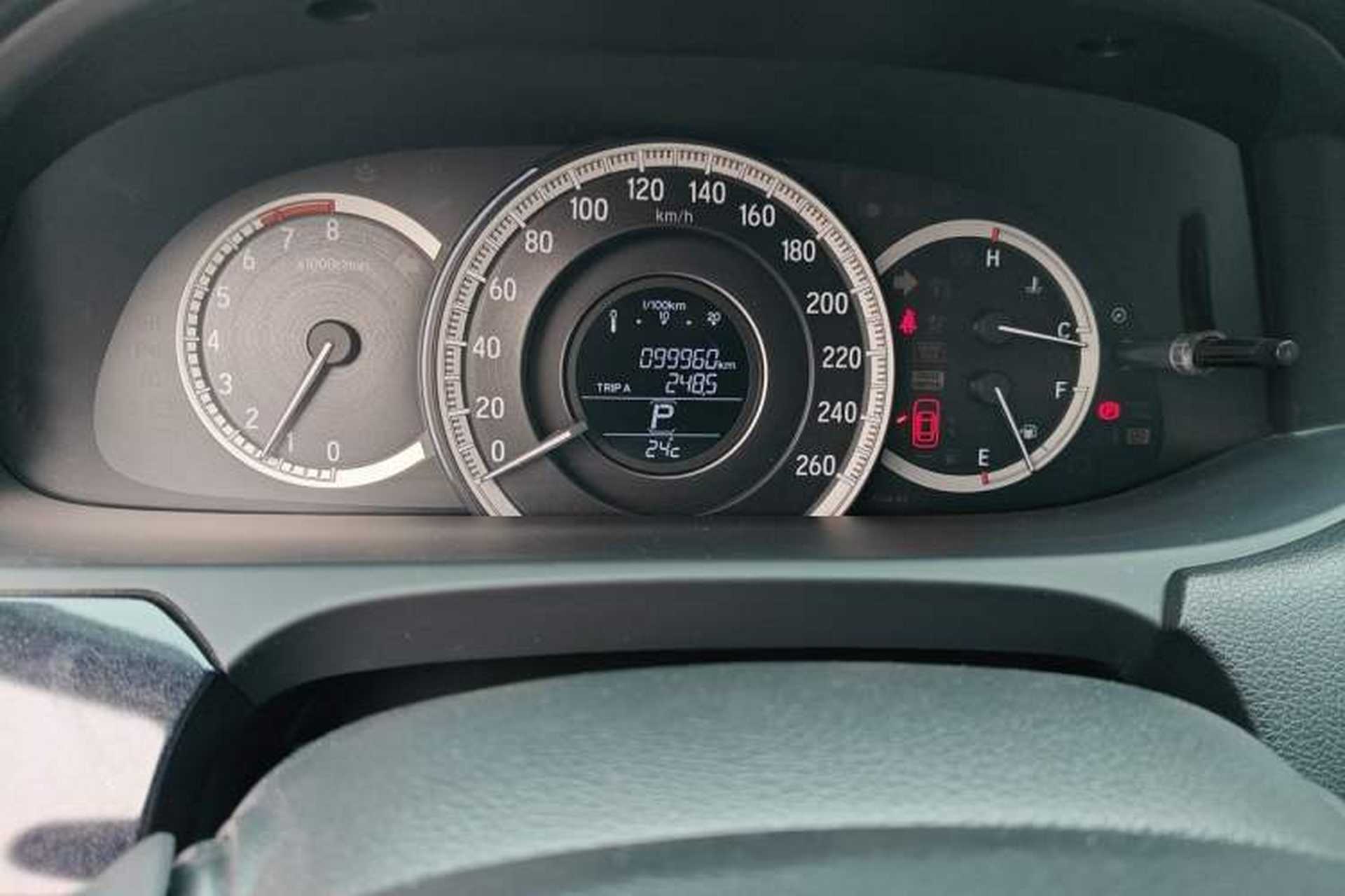 Used Honda Accord 2016 2.0L Elite Edition Odometer Close Up