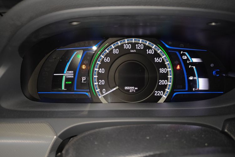 Used Honda Accord 2016 Hybrid 2.0L Rui Ling Edition Odometer Close Up