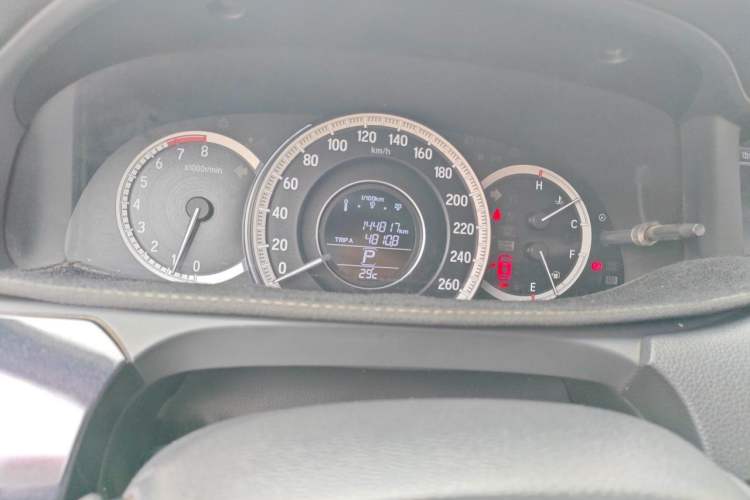 Used Honda Accord 2016 2.0L Comfort Edition Odometer Close Up