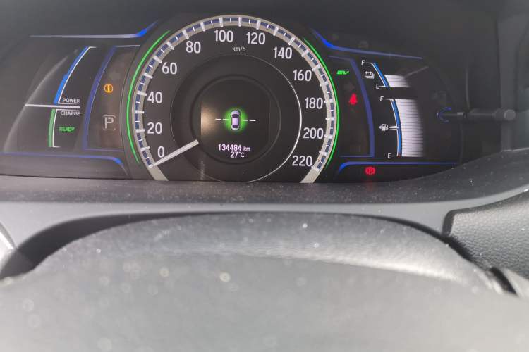 Used Honda Accord 2016 Hybrid 2.0L Sharp Edition Odometer Close Up