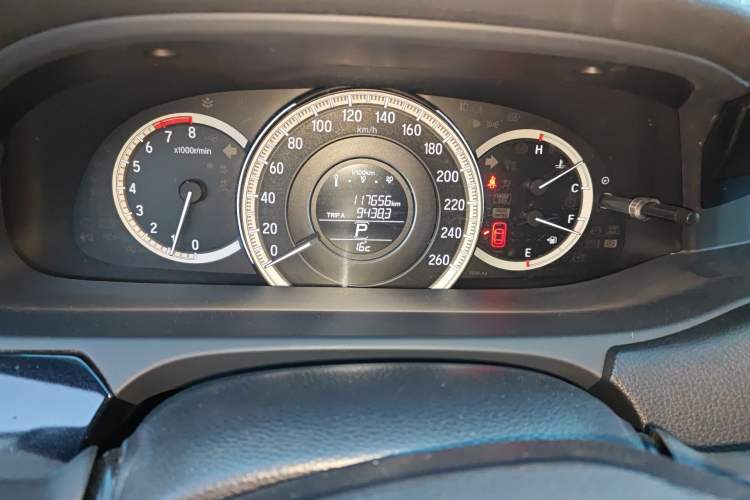 Used Honda Accord 2016 2.0L Elite Edition Odometer Close Up