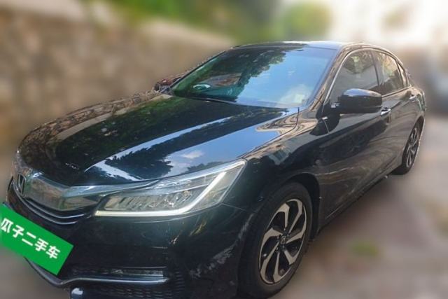 Ojetý Honda Accord 2016 2.4L Prestige Edition