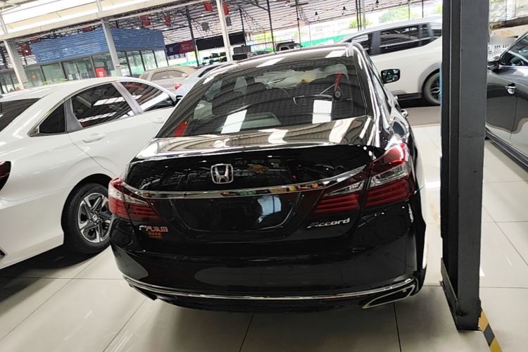 Used Honda Accord 2016 2.0L Elite Edition Rear
