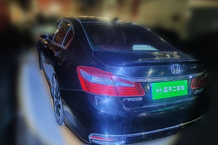 Used Honda Accord 2016 Hybrid 2.0L Sharp Edition Rear Left 45 Deg