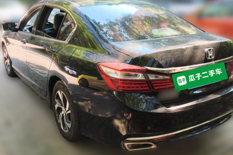 Used Honda Accord 2016 2.0L Comfort Edition Rear Left 45 Deg