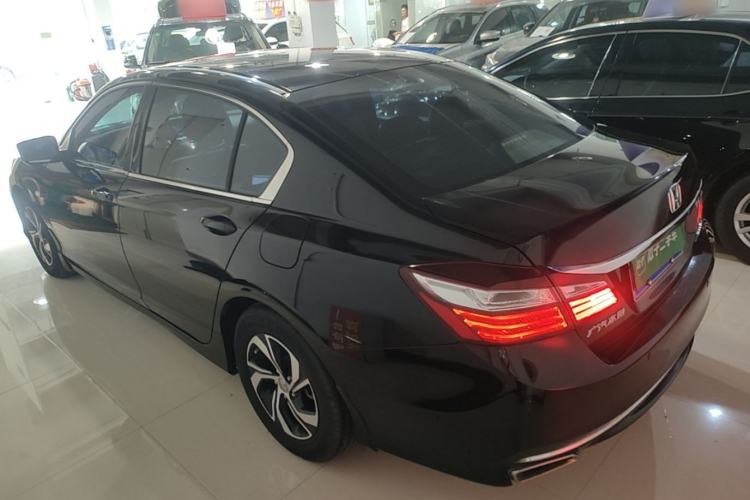Used Honda Accord 2016 2.0L Elite Edition Rear Left 45 Deg