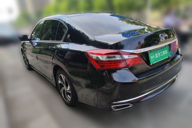 Used Honda Accord 2016 2.0L Comfort Edition Rear Left 45 Deg