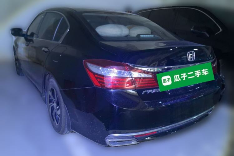 Used Honda Accord 2016 2.0L Comfort Edition Rear Left 45 Deg